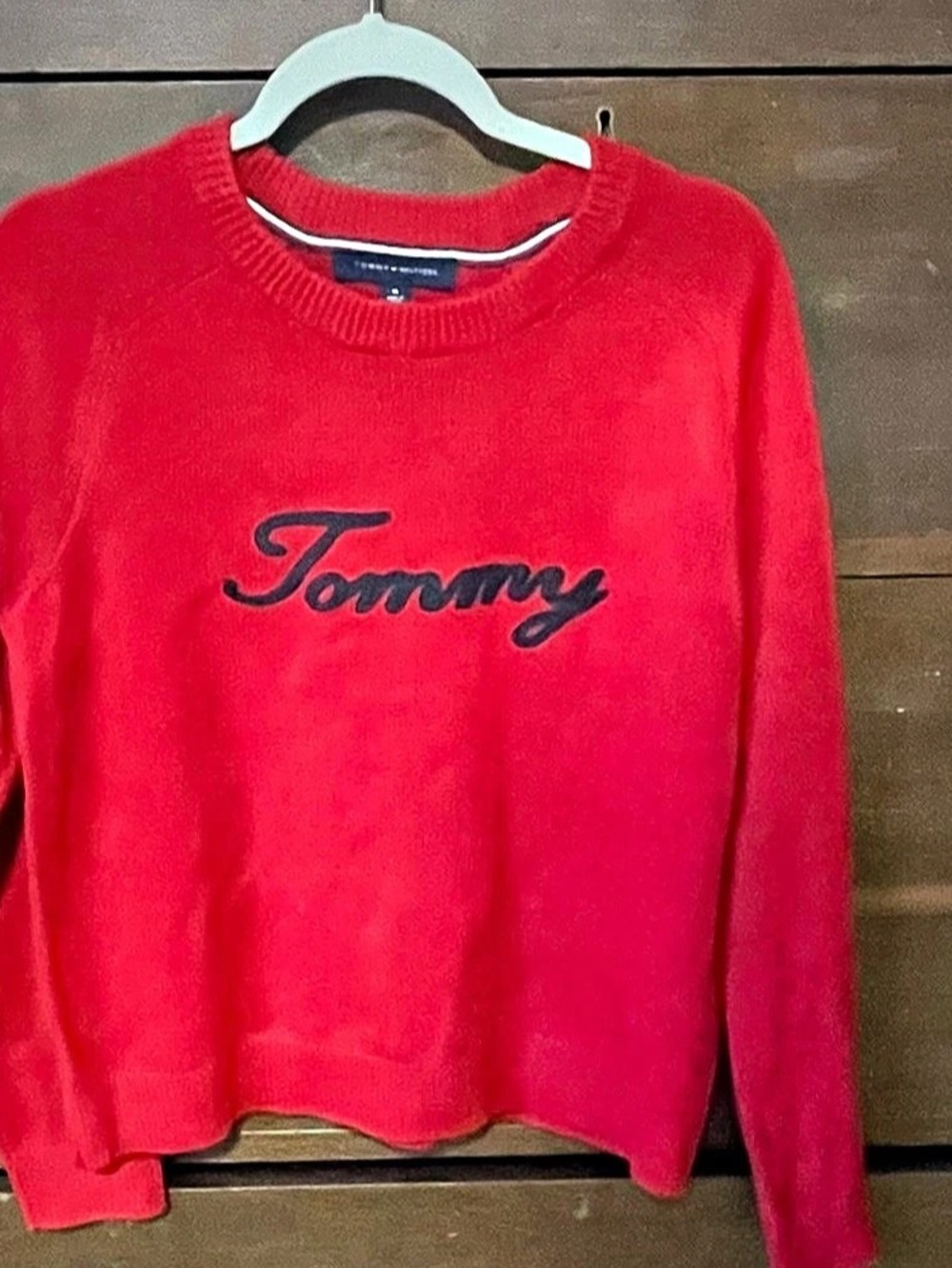 Never Worn ♥️ Women’s Tommy Hilfiger Red Crewneck Sweater Size M